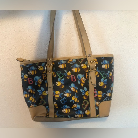 Dooney and Bourke Bumblebee bag! - Picture 14 of 16